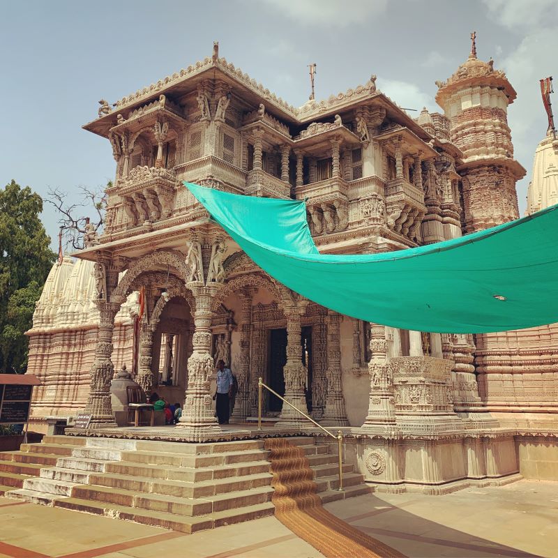 Hutheesing Jain Temple